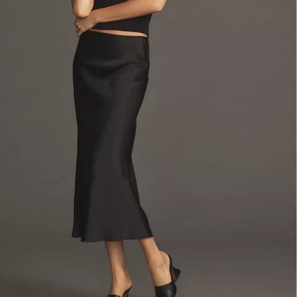 🖤Reformation Layla Silk Skirt Black Midi